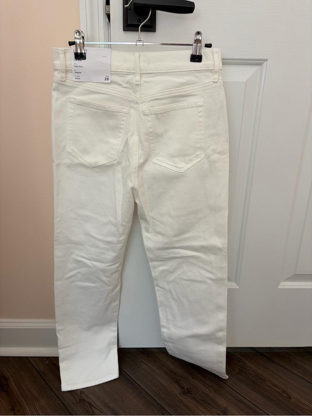 Loft Women’s White High-Rise Jeans - Picture 2 of 3